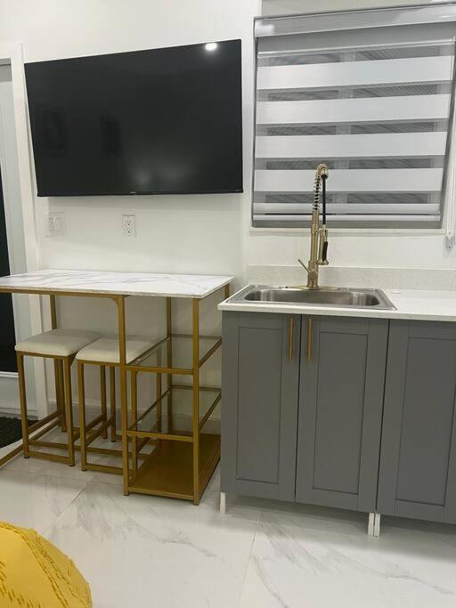 Stunning Deluxe Studio Hialeah Exterior foto